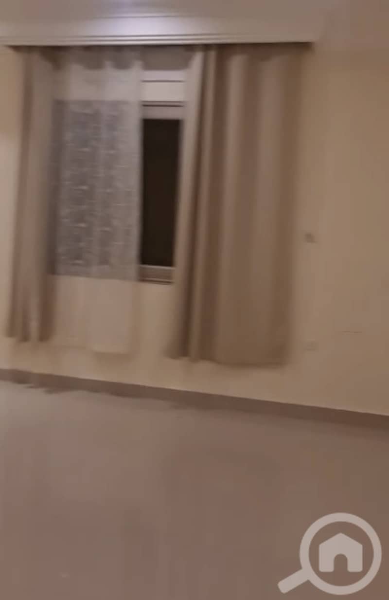 للإيجار شقه في السره