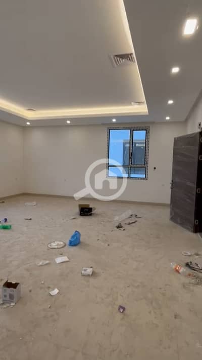 4 Bedroom Apartment for Rent in Al Zahra, Kuwait City - للإيجار دور في الزهراء أربع غرف ماستر مساحه كبيره