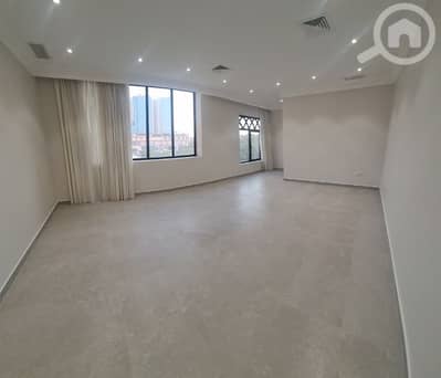 فلیٹ 3 غرف نوم للايجار في العقيلة، مدينة الكويت - very nice super finishing huge villa flat in Egaila super location