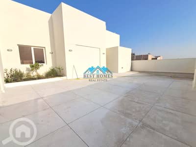 شقة 3 غرف نوم للايجار في الصديق، مدينة الكويت - 3 Bedrooms Apartment with Big Terrace Area in Sadeeq Area