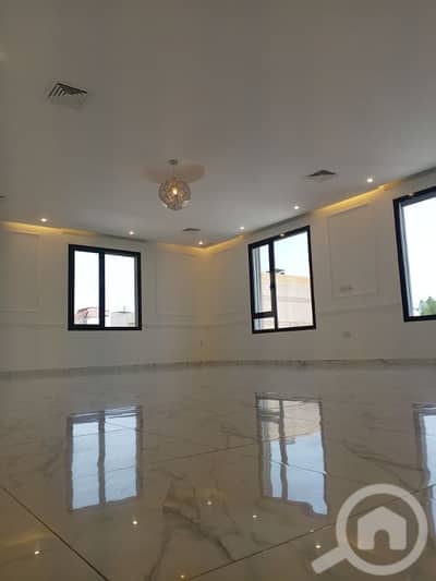 5 Bedroom Flat for Rent in Bayan, Kuwait City - للإيجار دور VvVIP في بيان ٥غرف وغرفة خادمة