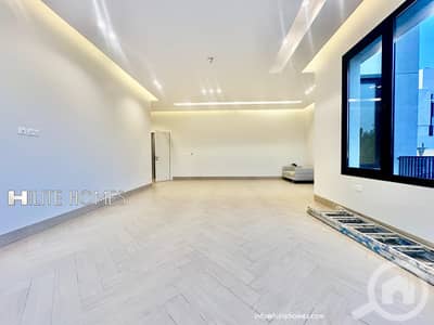 فلیٹ 4 غرف نوم للايجار في ابو فطيرة، مدينة الكويت - Brand new Four Master bedroom Ground floor for rent in Abu fathira