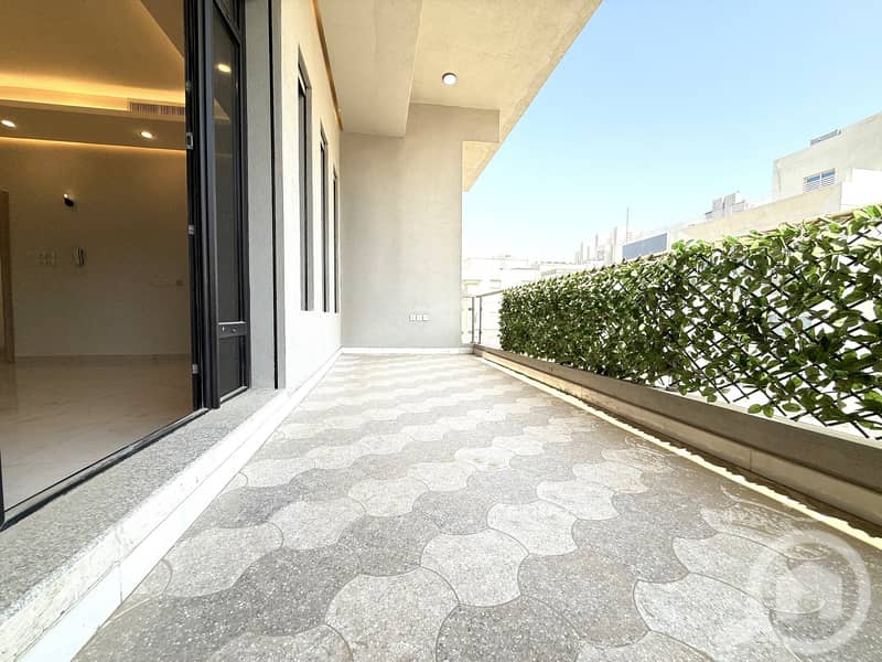 Masayel – unfurnished, five bedroom floor w/balcony Masayel – unfurnished, five bedroom floor w/balcony