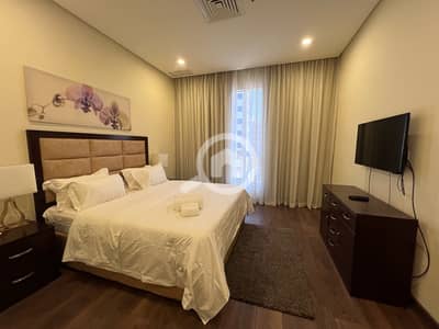 فلیٹ 2 غرفة نوم للايجار في السالمية، مدينة الكويت - Salmiya - Luxury Fully Furnished 2 BDRM Apartment