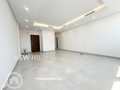 3 Bedroom Flat for Rent in Al Salmiya, Kuwait City - Spacious 3-Bedroom Apartment for Rent in Salmiya