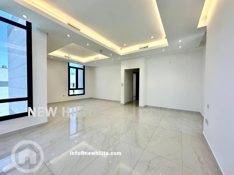 Luxurious 4-Bedroom Duplex with Terrace for Rent in Daiya Luxurious 4-Bedroom Duplex with Terrace for Rent in Daiya