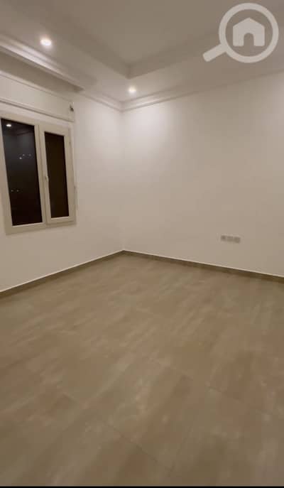 3 Bedroom Flat for Rent in Mubarak Al Abdullah, Kuwait City - للإيجار شقه في غرب عبدالله مبارك