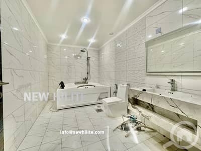 فلیٹ 5 غرف نوم للايجار في حطين، مدينة الكويت - Luxury 5-Bedroom Duplex for Rent in Hateen