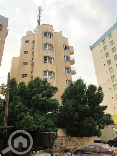 Commercial Building for Sale in Mahboula, Kuwait City - للبيع عمارة هدام في المهبوله المساحه 602 متر للاستفسار واتساب 96725110