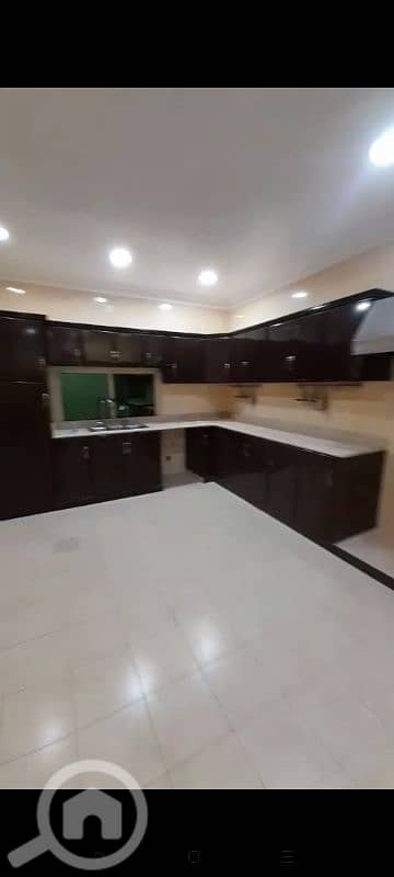 12 Bedroom Villa for Sale in Mubarak Al Abdullah, Kuwait City - للبيع فيلا في غرب عبدالله المبارك للاستفسار واتساب 96725110