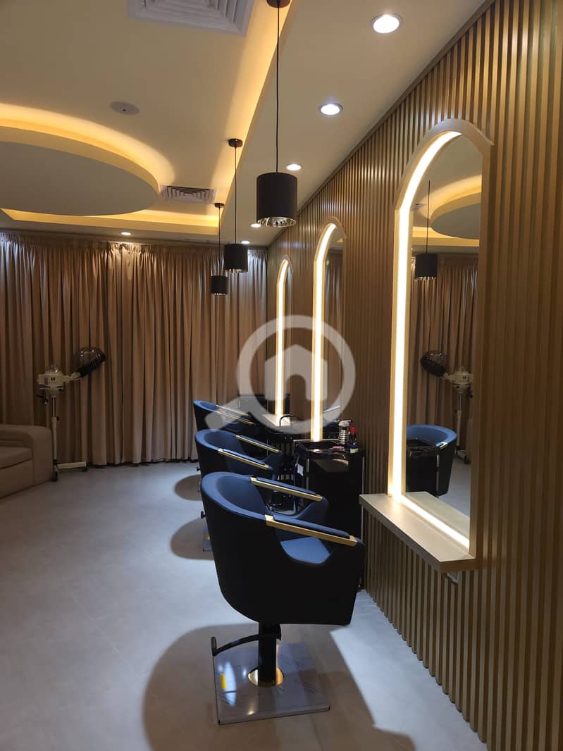 Saloom for RENT/ Manage