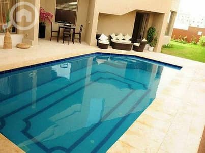 فیلا 6 غرف نوم للايجار في الصديق، مدينة الكويت - A villa with a garden and a swimming pool is available for rent Sideeq
