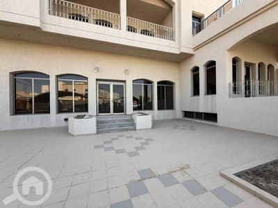 فیلا 8 غرف نوم للايجار في السلام، مدينة الكويت - Salam – unfurnished, eight bedroom villa w/diwaniya