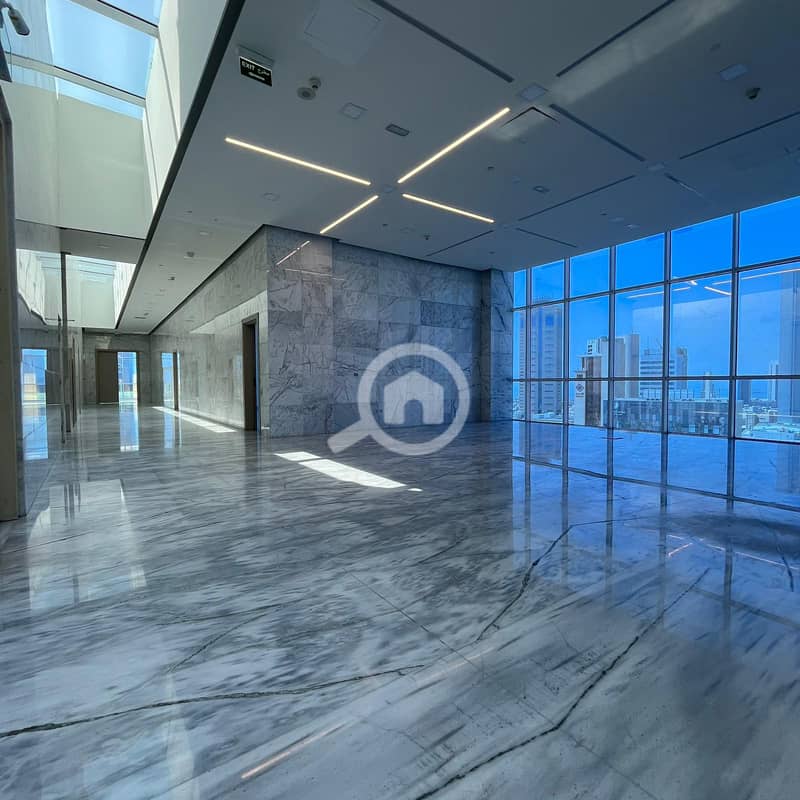 A full commercial floor with a grace period for rent in Al-Mirqab. A full commercial floor with a grace period for rent in Al-Mirqab.
