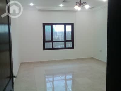 فلیٹ 2 غرفة نوم للايجار في المنقف، مدينة الكويت - Huge sized 2 bedroom with terrace in mangaf