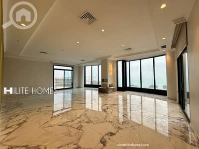 6 Bedroom Flat for Rent in Al Salmiya, Kuwait City - Six bedroom Sea view floor for rent in Salmiya