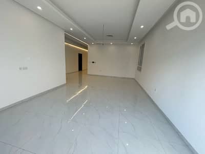 4 Bedroom Flat for Rent in Al Shuhada, Kuwait City - للإيجار دور الشهداء