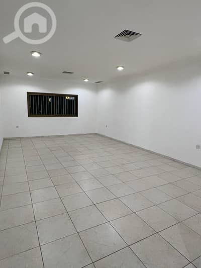 3 Bedroom Flat for Rent in Al Jabriya, Kuwait City - للإيجار شقة في الجابرية