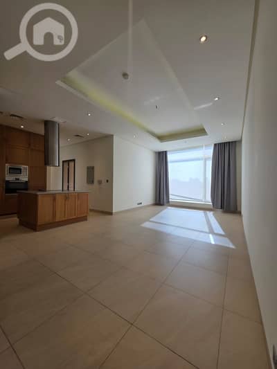 3 Bedroom Flat for Rent in Al Salmiya, Kuwait City - للايجار شقة واسعة (سوبر ديلوكس/جودة عالية جدًا) غرفتي نوم في السالمية