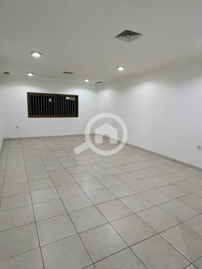 3 Bedroom Flat for Rent in Al Jabriya, Kuwait City - للإيجار شقة في الجابرية