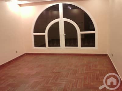 شقة 3 غرف نوم للايجار في الفنطاس، مدينة الكويت - Nice 3 bedroom in fintas with balcony & maids room.
