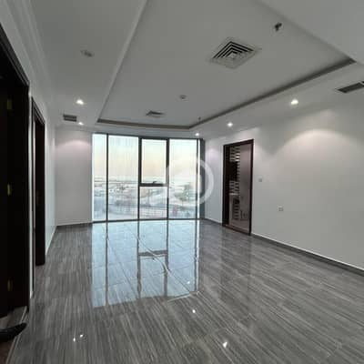 فلیٹ 3 غرف نوم للايجار في السالمية، مدينة الكويت - Seaview apartment for rent in Salmiya