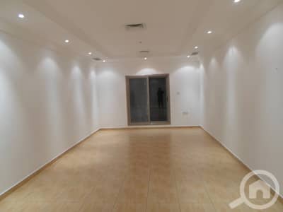 3 Bedroom Apartment for Rent in Al Fintas, Kuwait City - Nice 3 bedroom in fintas with balcony & maids room