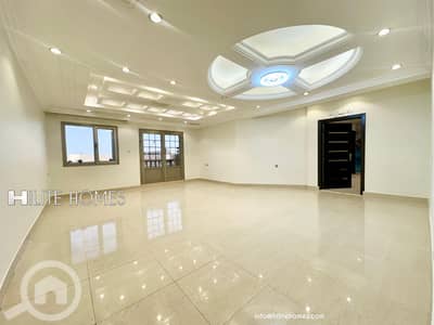 4 Bedroom Apartment for Rent in Al Manqaf, Kuwait City - Four Master bedroom floor rent in Mangaf