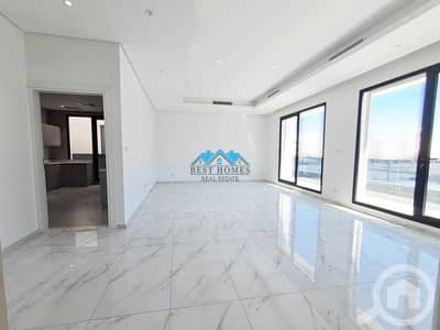 فلیٹ 5 غرف نوم للايجار في الصديق، مدينة الكويت - 5 Bedrooms Modern Style Floor in Sadeeq