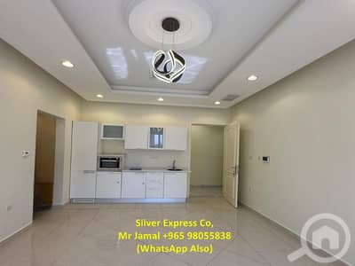 شقة 3 غرف نوم للايجار في ابو فطيرة، مدينة الكويت - 3 Bedroom with 2 Kitchen Apartment for Rent in Abu Fatira.