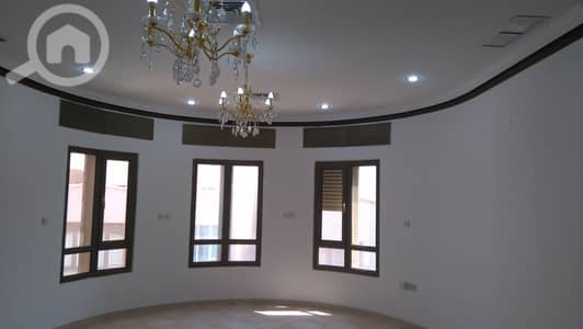 4 Bedroom Apartment for Rent in Al Manqaf, Kuwait City - Pets friendly 4 bedroom floor in mangaf with balcony