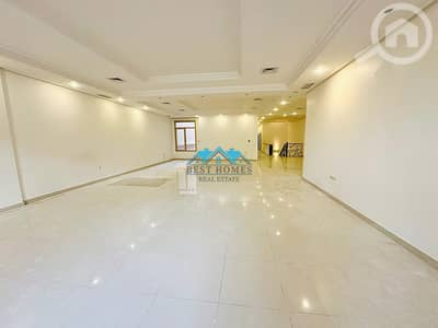 فلیٹ 4 غرف نوم للايجار في بيان، مدينة الكويت - Spacious 4 Bedrooms Duplex with Outdoor Area in Bayan