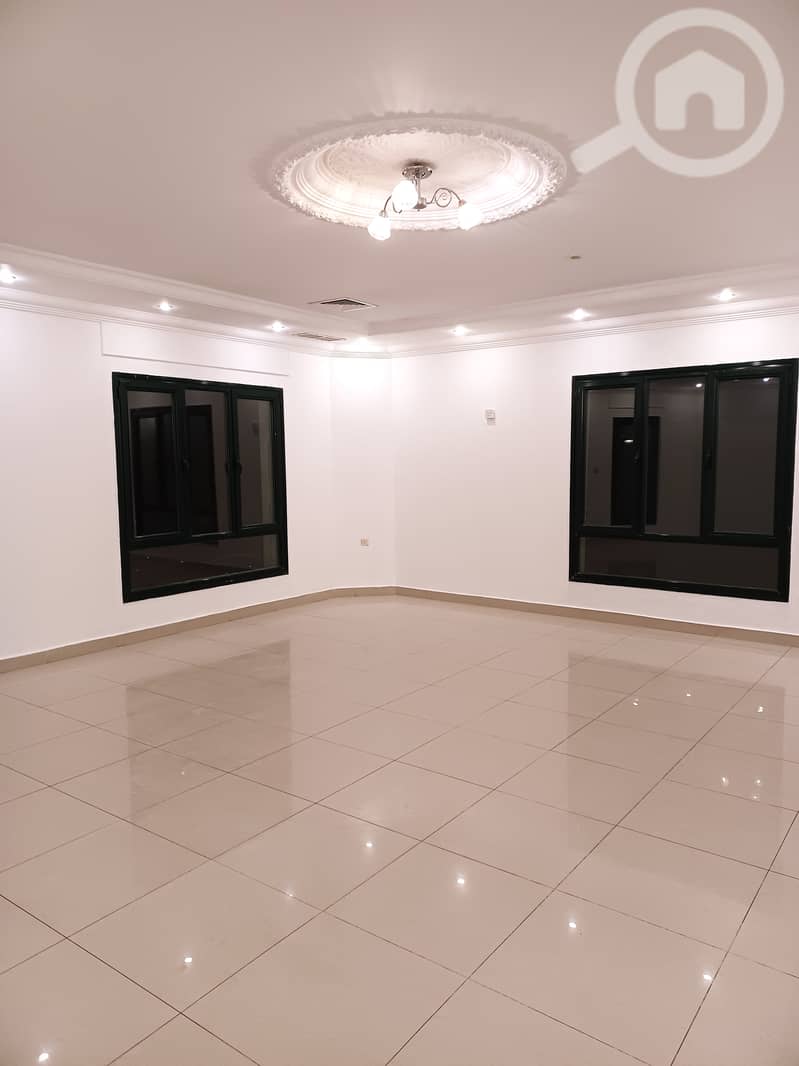Pets friendly 4 bedroom floor in mangaf with balcony Pets friendly 4 bedroom floor in mangaf with balcony