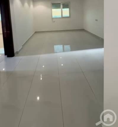 3 Bedroom Flat for Rent in Salwa, Kuwait City - للايجار شقه في سلوى دور ثالث مصعد بروحها للاستفسار وتساب 96725110