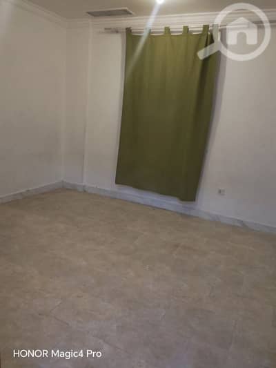 2 Bedroom Flat for Rent in Sabahiya, Kuwait City - للايجار