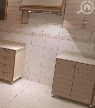 2 Bedroom Apartment for Rent in Al Manqaf, Kuwait City - Huge sized & Nice 2 bedroom(villa) in mangaf