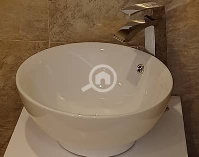 فلیٹ 3 غرف نوم للايجار في ابو فطيرة، مدينة الكويت - New, nice & Huge sized 3 bedroom in funaitees with maids room.