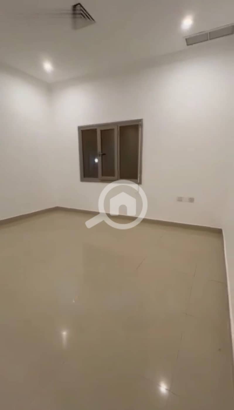 للإيجار دور في الاندلس