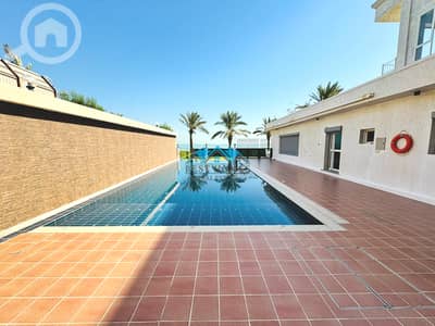 3 Bedroom Apartment for Rent in Abu Al Hasaniya, Kuwait City - 3 Bedrooms Apartment with Beach Access in Abul Hasaniya