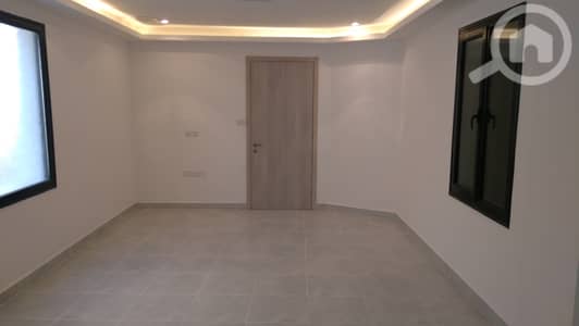 شقة 3 غرف نوم للايجار في الفنطاس، مدينة الكويت - Pets friendly 3 bedroom with terrace in fintas.