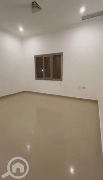 فلیٹ 4 غرف نوم للايجار في الاندلس، مدينة الكويت - للإيجار دور في الاندلس