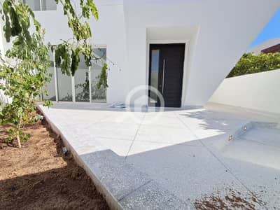 فیلا 6 غرف نوم للايجار في الروضة، مدينة الكويت - Modern Villa in Rawda