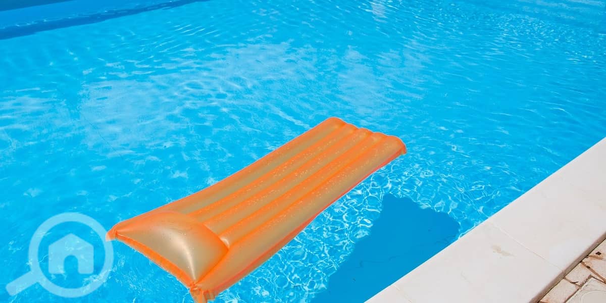 Pets friendly 2 bedroom apt in egaila with garden, pool