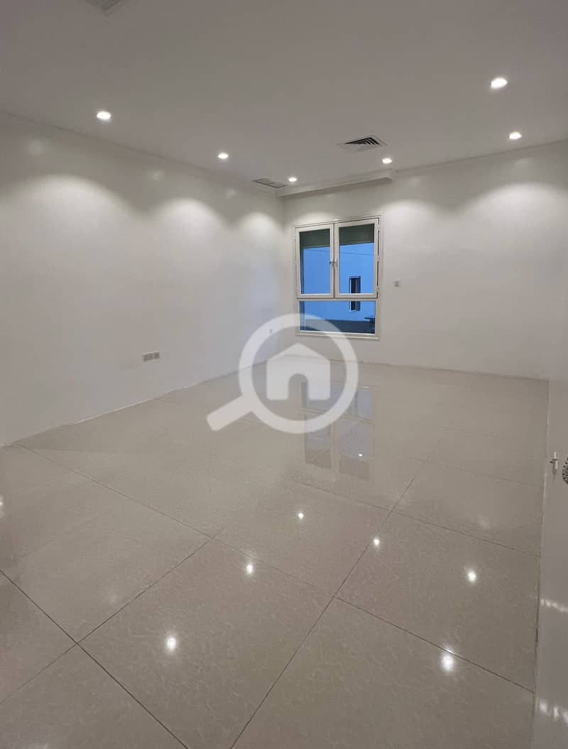 للإيجار شقه في ابو فطيره للإيجار شقه في ابو فطيره