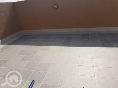 شقة 3 غرف نوم للايجار في الفنطاس، مدينة الكويت - Pets friendly 3 bedroom in fintas with terrace. on the sea side.