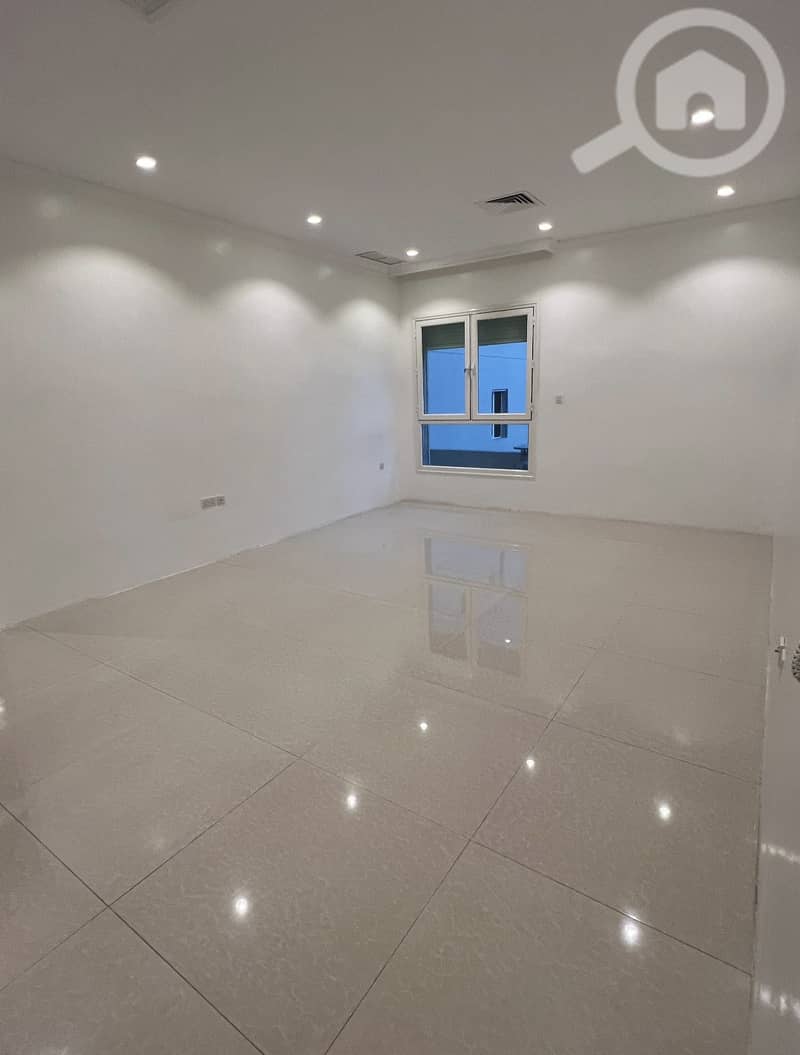 للإيجار شقه في ابو فطيره