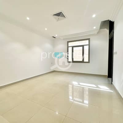 شقة 3 غرف نوم للايجار في سلوى، مدينة الكويت - Spacious 3-Master-Bedroom Apartment for Rent in Salwa, Kuwait