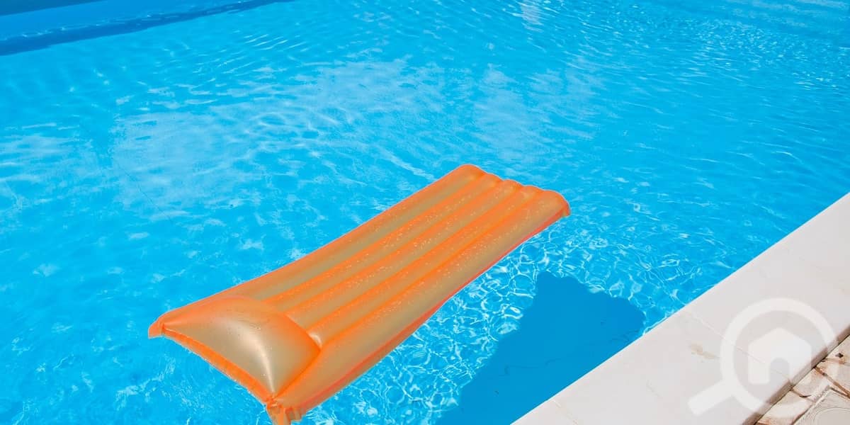 Pets friendly 2 bedroom in egaila with garden, pool, balcony