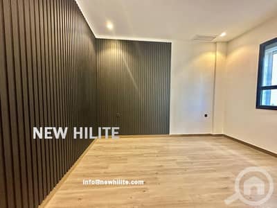 شقة 3 غرف نوم للايجار في أبو الحصانية، مدينة الكويت - Spacious 3-Bedroom Apartment for Rent in Abu Al Hassaniya