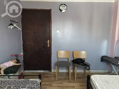 شقة 2 غرفة نوم للايجار في حولي، مدينة الكويت - visiting family rooms available